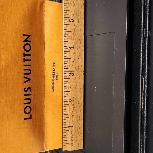 Louis Vuitton Orange Gift Bag Shopping Bag with 2 Tester Fragances. - Picture 5 of 10